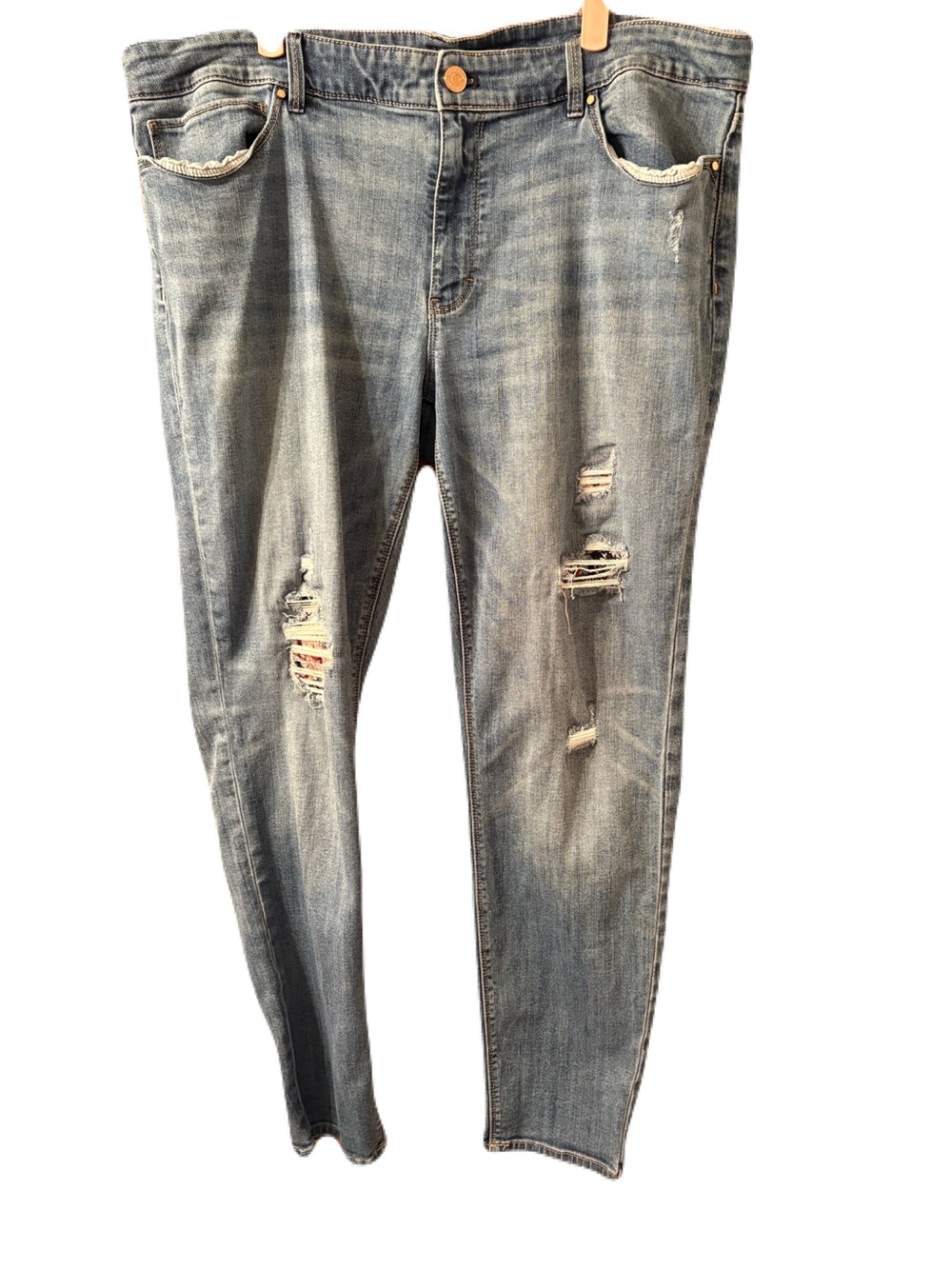 White House Black Market WHBM Distressed Light Blue  Floral  Jeans for Women 16